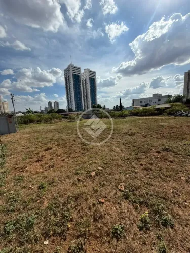 Área de Esquina com 1.950m² no Vila Rosa | Localização Estratégica codigo: 345889