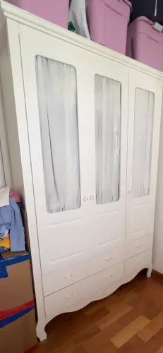 Guarda-roupa infantil