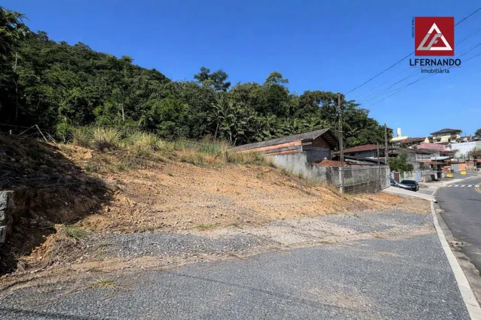Terreno à venda, 447 m² por R$ 320.000 - Badenfurt - Blumenau/SC
