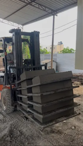 Fábrica de blocos e pisos, Máquina de blocos e pisos