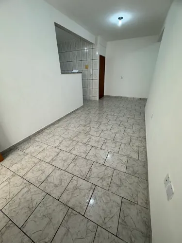 Apto do Térreo c/área externa 02Qts/sala/cozinha/wc