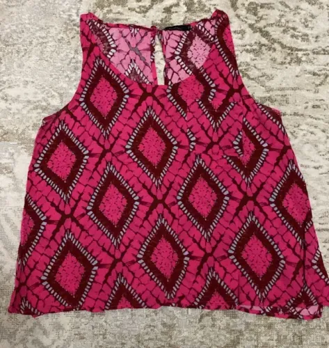 Blusa com estampa geométrica/ikat
