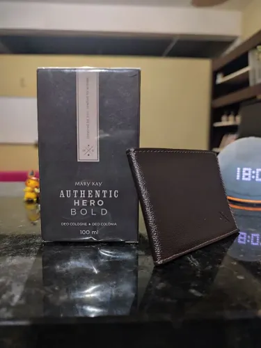 Authentic Hero Bold perfume masculino Mary Kay
