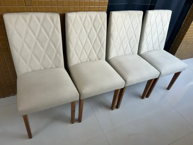 Cadeiras de jantar