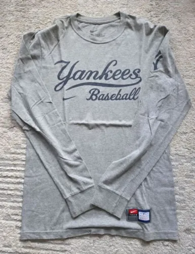 Camiseta nike manga longa yankees