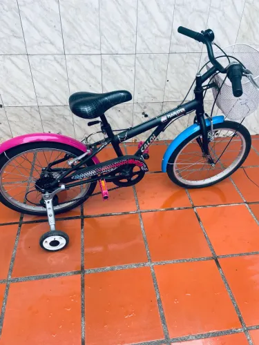     Bicicleta Infantil Feminina Aro 20 Muito Nova