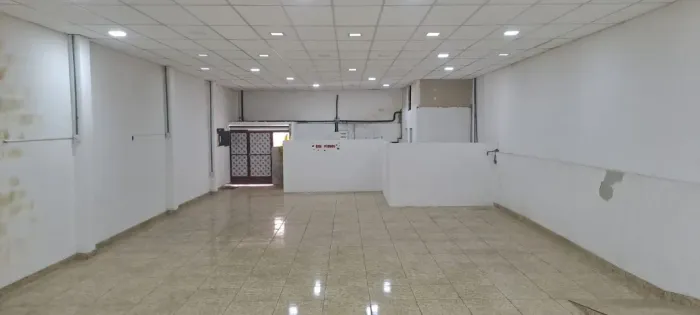 VENDE SE UM GALPÃO EXCELENTE