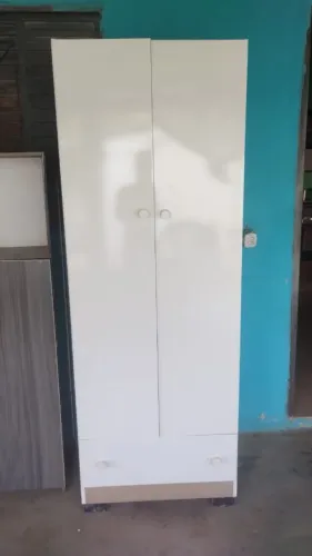 Guarda roupa