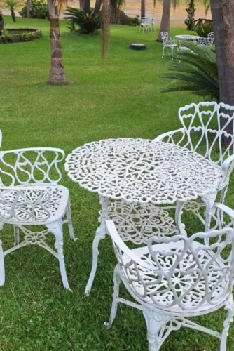 Mesa de alumínio
