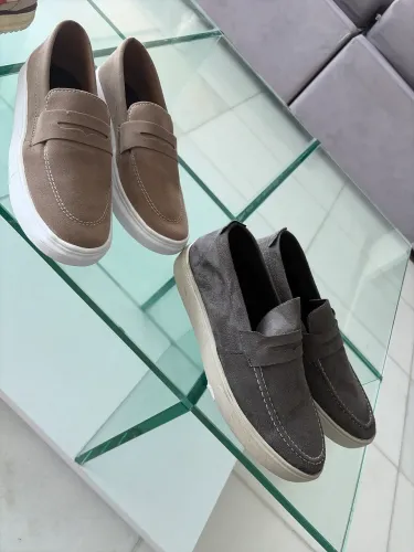 3 Sapatênis Mocassim - Tamanho 42