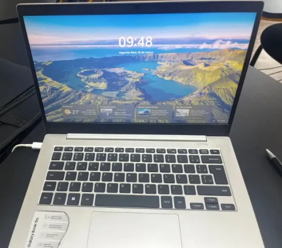 Samsung Galaxy Book Go