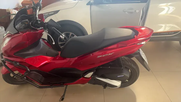 Pcx 2025 880 km único dono 