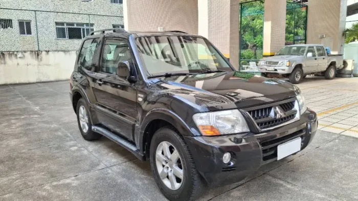 Mitsubishi Pajero GLS Hpe/hpe Full 3.8 233cv 3P AUT 2006