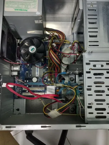 Computador para trabalho ou estudo 