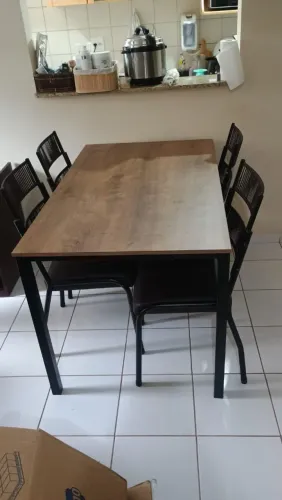 Mesa MDF 4 cadeiras 