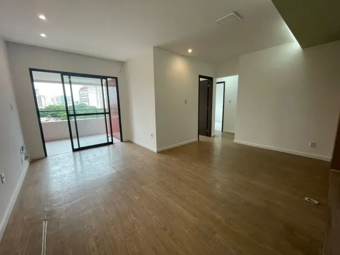 Alugo apto no Real Siasons