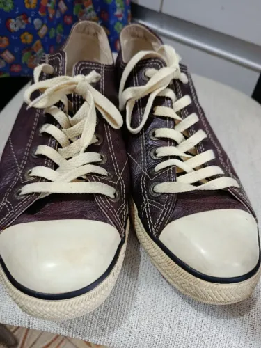 Tênis masculino ALL star de couro original número 40