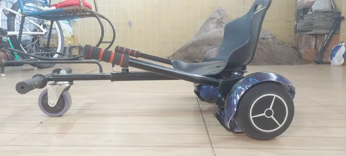 Hoverboard com carrinho - ótimo estado bem conservado