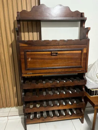 Adega madeira maciça