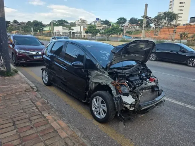 Sucata Honda Fit LX CVT 2016 Flex p/ Retirada de Peças