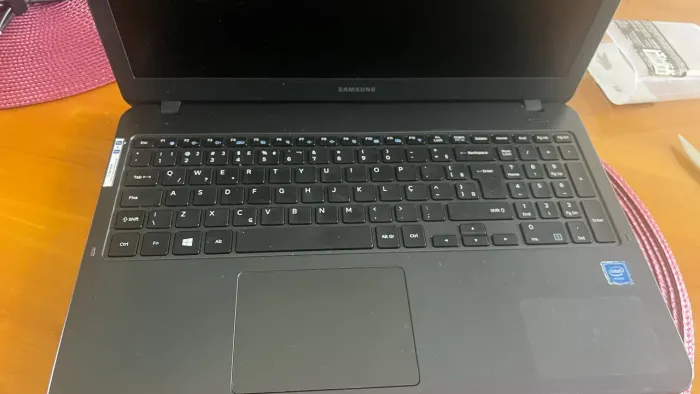 Notebook para Peças ou Conserto (Liga, mas n da video)