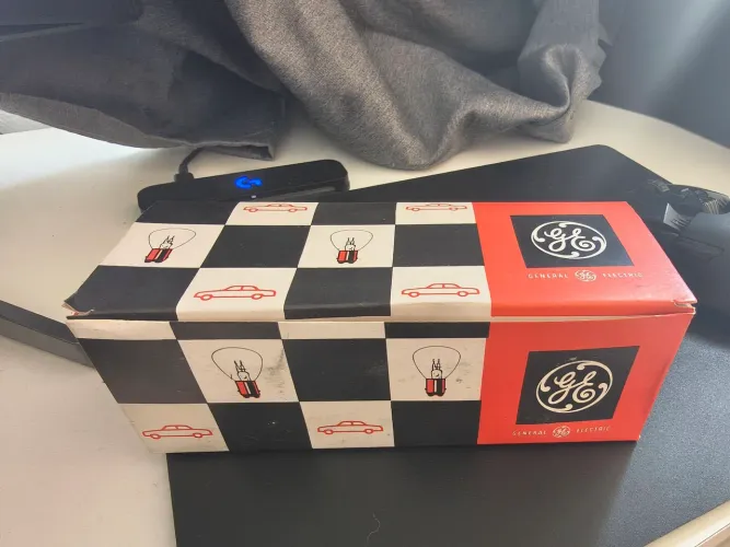 Vendo lote lâmpada 2 polos Original GE