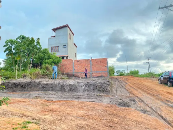 LOTE EM BARRA DE POJUCA EM FRENTE A ITACIMIRIM