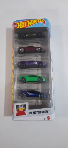 Box de 5 Carrinhos Hotwheels 1:64. Com Ferrari SF90 Stradale