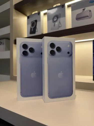 iPhone 18 Pro Max 256Gb Glacial - Loja Fisica