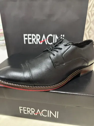 Sapato Ferracini