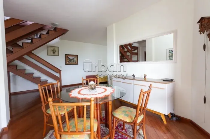 Cobertura em Menino Deus com 328.82 m² , 3 quarto(