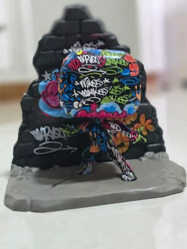 Funko Pop! Deluxe da coleção Marvel Street Art homem aranha