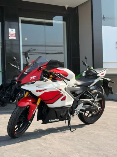 YAMAHA YZF-R3 EDIÇÃO ESPECIAL 2027