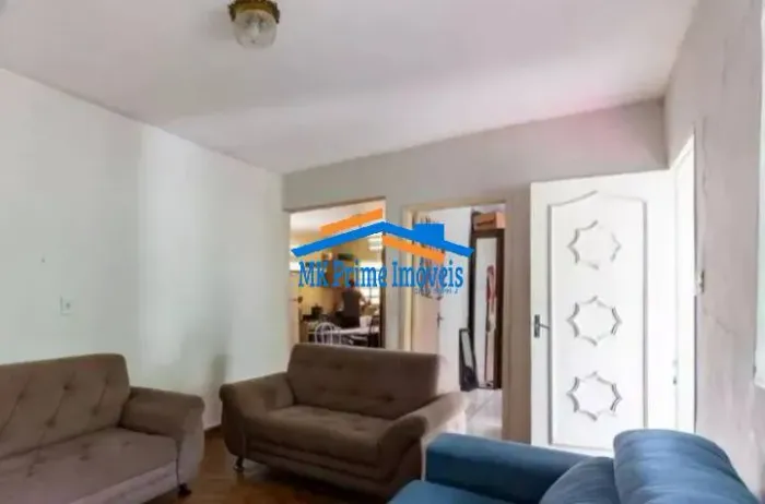 Terreno com 3 Casas 300m² c/ 5 Dorm 2 Vagas para Venda - Padroeira/SP