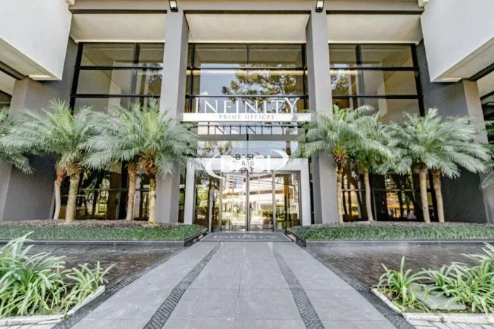 Sala Comercial Á Venda no Cabral
