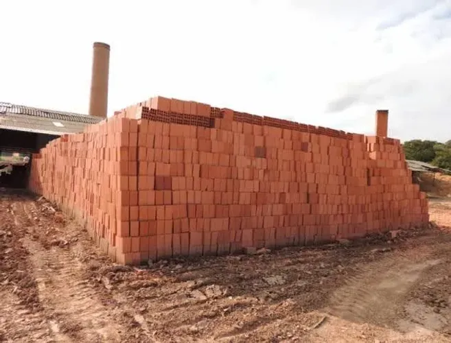 OLINDA ESTÁ CONSTRUINDO! SUA OBRA JÁ GARANTIU OS TIJOLOS? ?