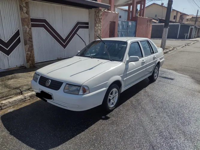 Volkswagen Santana 1.8 MI (álcool) 2005
