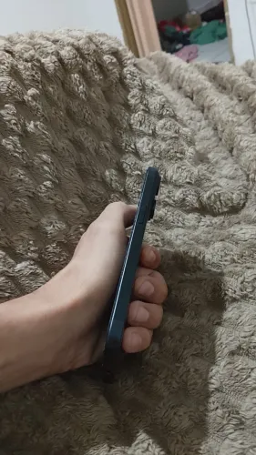 Celular iPhone 15