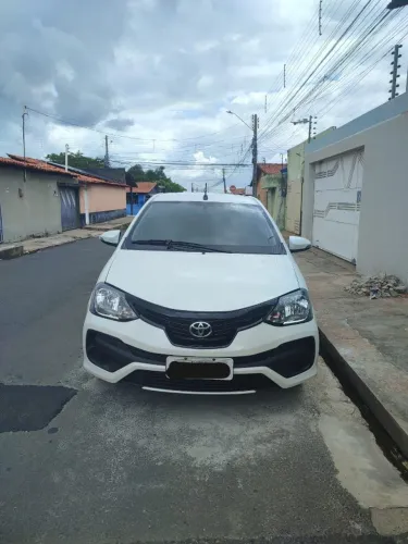 Toyota Etios X Plus Sedan 1.5 Flex 16V 4P Mec. 2019