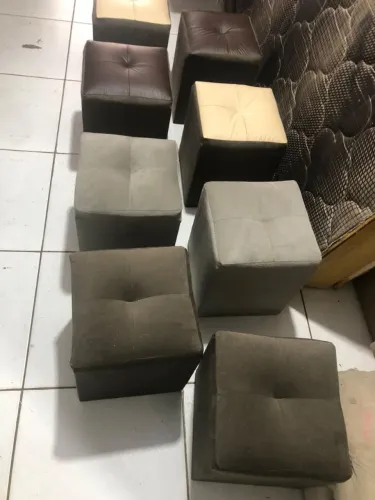 Puffs em dois tamanhos 40x40 e 30 x30