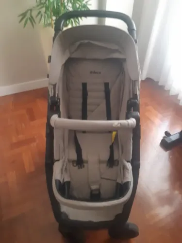 Carrinho Dzieco com moisés bege