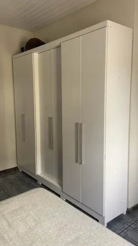 Guarda Roupa 