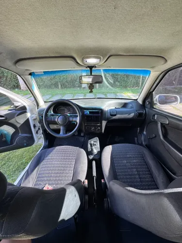 Volkswagen Gol Geração III City 1.0 MI 8V Total Flex Mec. 4P 2005