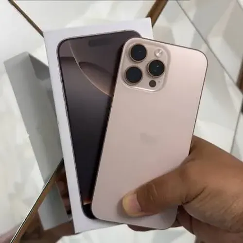 Celular iPhone 16 Pro Max 256gb Desert