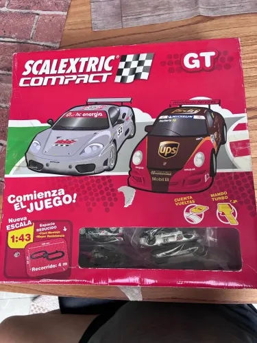 Autorama SCALEXTRIC Compact GT