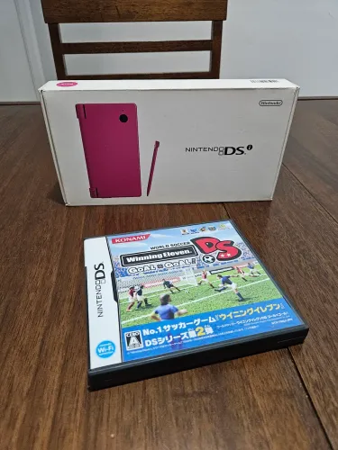 Nintendo DSi Rosa