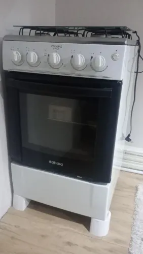 Fogão a gás 4 bocas, acendimento elétrico 