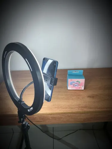 Tripé ajustável com Ring Light