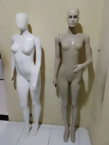Manequins
