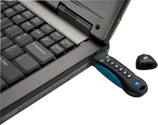Pendrive Corsair 128GB Flash Padlock 3 | CRIPTOGRAFIA DE DADOS | 256 Bits, Preto